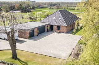 Einfamilienhaus kaufen in 24259 Westensee, Hochwertiges Einfamilienhaus auf über 8.000 m² Grundstück mit Erdwärmepumpe, PV-Anlage und Weitblick