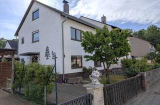 Doppelhaushälfte kaufen in Kiefernweg, 67105 Schifferstadt, Doppelhaushälfte in ruhiger Lage mit Potenzial