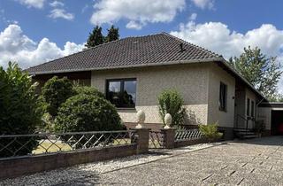 Haus kaufen in 31618 Liebenau, Leben auf einer Ebene – gepflegter Bungalow mit Vollkeller, großen Garten und Garage!