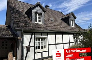 Haus kaufen in 51766 Engelskirchen, Sanierungsbedürftiges Eigenheim auf großem Grundstück