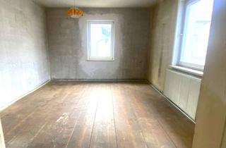 Haus kaufen in 84066 Mallersdorf-Pfaffenberg, WOHNHAUS – RENOVIERUNGSOBJEKT mit großem Potenzial für Wohnen und Gewerbe