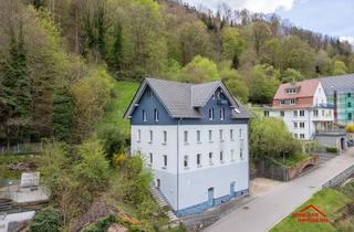 Haus kaufen in 78713 Schramberg, Schramberg: Großes Haus für die Familie – Wohnen und Vermieten unter einem Dach