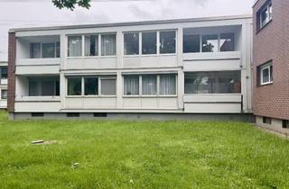 Wohnung kaufen in 47804 Benrad-Süd, Wohnen im Grünen: Renovierte Eigentumswohnung mit großem Gemeinschaftsgarten