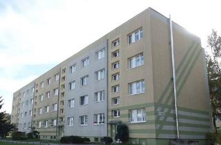 Wohnung mieten in Straße Der Befreiung 2c, 15806 Zossen, großzügige 3-Raum Wohnung mit Balkon im Grünen von Zossen