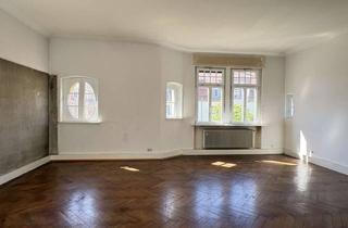 Wohnung mieten in Hübschstraße 18, 76135 Weststadt, Große 4-Zimmer-Altbauwohnung – Wohnen mit Charakter und Licht