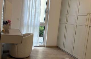 Wohnung mieten in Schloßbergallee 16, 74357 Bönnigheim, Lichtdurchflutete 3 Zimmer Wohnung mit Garten und Terasse