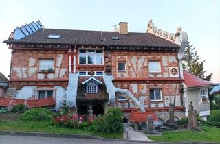 Wohnung mieten in 79771 Klettgau, Attraktive 3,5-Zimmer-Dachgeschosswohnung mit EBK und Balkon in Klettgau-Rechberg
