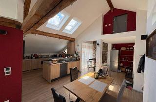 Wohnung mieten in Kirchstraße, 67550 Rheindürkheim, Luxuriös modernisierte Fachwerkwohnung im klimatisierten Dachgeschoss.