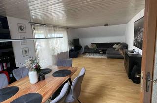 Wohnung mieten in 72655 Altdorf, Gepflegte 2,5-Zimmer-Dachgeschosswohnung mit Balkon und Einbauküche in Altdorf