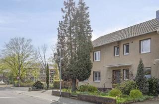 Haus kaufen in 41564 Kaarst, Reihenendhaus mit Terrasse, Balkon, Garten, Stellplätzen und Garage