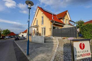 Einfamilienhaus kaufen in 72474 Winterlingen, Exklusives Einfamilienhaus mit Gewerbeeinheit in Winterlingen-Benzingen