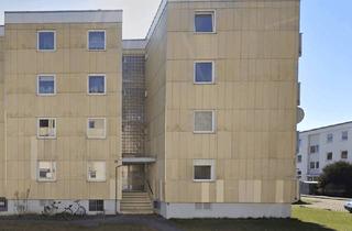 Anlageobjekt in Hochwaldstraße 32, 84032 Altdorf, Vermietete 2-Zimmer-Wohnung in Altdorf mit Kellerabteil und Stellplatz zum Verkauf