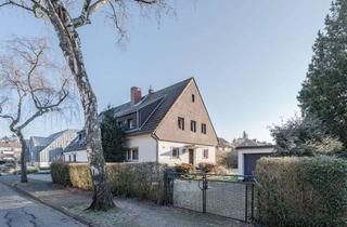 Grundstück zu kaufen in 40880 Ratingen, Attraktives Baugrundstück mit positiver Bauvoranfrage in begehrter Süd-Ost-Ausrichtung