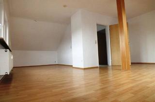Wohnung mieten in 64569 Nauheim, Nauheim - Helle 4,5 Zimmer Dachgeschosswohnung ohne Balkon mit ca. 95m² Wohnfläche