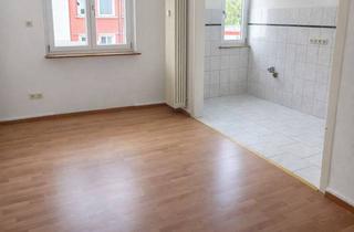 Wohnung kaufen in Ekkehardstraße 98, 78224 Singen, 2,5 Zimmer Wohnung in Singen. Hell, zentral, mit Garage