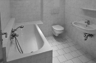 Wohnung kaufen in 07973 Greiz, Greiz - 75m² 2- 3 Raum Wohnung günstig zu verkaufen