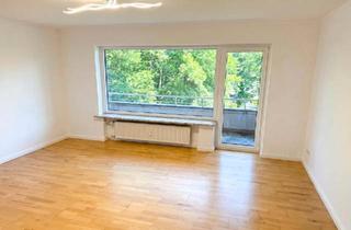 Wohnung kaufen in 24768 Rendsburg, Rendsburg - Solide vermietete 2,5-Zi.-Wohnung mit Balkon & Garage von privat