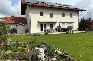 Einfamilienhaus kaufen in 83361 Kienberg, Kienberg - Provisionsfrei- Doppelhaus mit gepflegtem Garten, Pool und Garten
