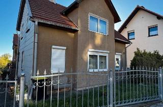Einfamilienhaus kaufen in 99880 Waltershausen, Waltershausen - Freistehendes Haus mit Nebengebäude in Waltershausen