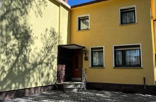 Einfamilienhaus kaufen in 06406 Bernburg, Bernburg (Saale) - Einfamilienhaus in ruhiger zentraler Lage von Bernburg