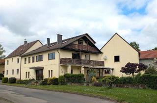 Haus kaufen in 97461 Hofheim, Hofheim in Unterfranken - Anwesen mit zwei Wohnhäusern, Garten, Garagen, Scheune & NGeb.