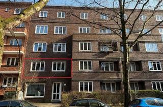 Wohnung kaufen in Nölkensweg, 22307 Hamburg, Hamburg - Renovierungsbedürftige 2-Zimmer Wohnung in Hamburg-Barmbek-Nord