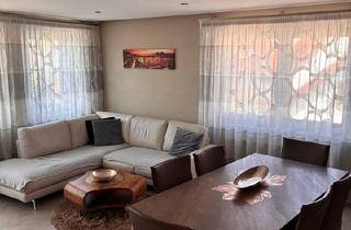 Wohnung kaufen in 71229 Leonberg, Leonberg - Einziehen statt sanieren - 2,5 Zimmer in Leonberg-Gebersheim