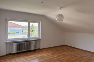 Wohnung kaufen in Gartenstrasse 19, 79639 Grenzach-Wyhlen, 6-Zimmer-Dachgeschosswohnung mit Balkon in zentraler Lage