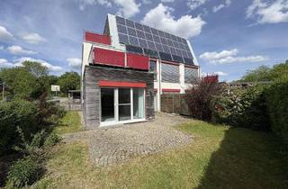 Wohnung kaufen in 84428 Buchbach, Energetische 2-Zimmer Erdgeschosswohnung mit zwei Stellplätzen in Buchbach