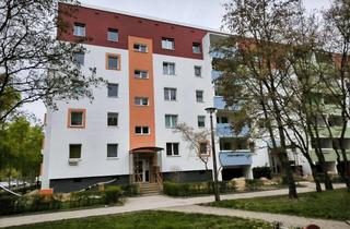 Wohnung kaufen in 13057 Neu-Hohenschönhausen, Attraktive vermietete 3-Zimmer-Hochparterrewohnung in Berlin-Hohenschönhausen