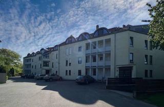 Wohnung kaufen in 94315 Straubing, Eigennutzung oder attraktive Kapitalanlage: 2-Zimmer-Wohnung mit Terrasse und TG-Stellplatz in Strau
