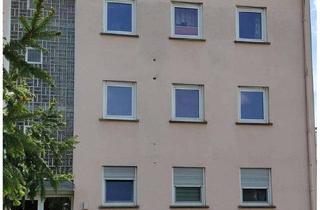 Wohnung kaufen in 90571 Schwaig, Moderne Dachwohnung ohne Schrägen - 3 Balkone & viel Licht in Schwaig