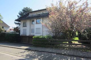Wohnung kaufen in 61440 Oberursel, Oberursel: Vermietete 2-Zi-Wohnung mit großem Balkon, neues Bad und Garage als Kapitalanlage