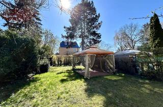 Wohnung kaufen in 13053 Alt-Hohenschönhausen, EG-Wohnung mit 335 m2 Gartenanteil: 4,5 Zimmer in Alt-Hohenschoenhausen
