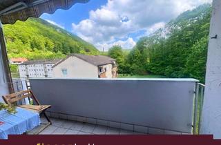 Wohnung kaufen in Georgiistr. 20, 72574 Bad Urach, 4-Zimmer-Wohnung mit traumhaftem Ausblick & viel Potenzial in Bad Urach