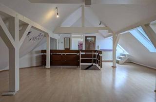 Wohnung kaufen in 70193 West, Inspirierendes Refugium für Paare / Singles und Kreative im Stuttgarter Westen