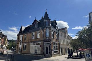 Wohnung mieten in 55743 Idar-Oberstein, Charmante Altbauwohnung mit EBK, kleiner Terrasse & PKW-Stellplatz mitten in Idar!!!