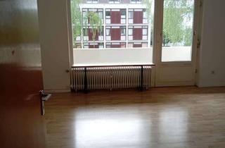 Wohnung mieten in Föhrenweg, 37077 Göttingen, Großzügige 3-Zimmer-Wohnung mit Balkon in ruhiger Lage von Weende, Göttingen