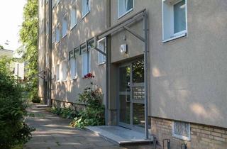 Wohnung mieten in 38446 Hellwinkel, Citynah u. stilvoll: 2 Zimmer mit Einbauküche und Design‑Bodenbelag