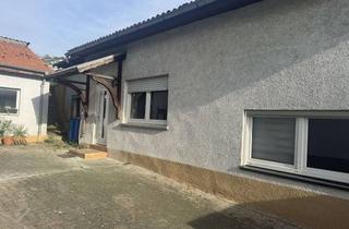 Wohnung mieten in 76669 Bad Schönborn, Charmante Maisonette-Wohnung mit Kaminofen und Stellplatz – ideal für Paare