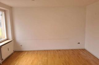 Wohnung mieten in St. - Nikolaus - Str. 38, 95445 Altstadt, Exklusive, geräumige 1-Zimmer-Wohnung mit EBK in Bayreuth