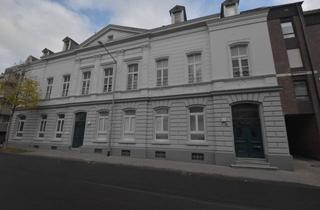 Wohnung mieten in Hehlrather Straße 2 B, 52249 Eschweiler, TOP***sanierte 2 ZW. auf zwei Etagen mit EBK und Stellplatz im Altbau***NEU