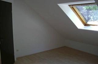 Wohnung mieten in Sperberweg, 45527 Hattingen, Gepflegte 3,5-Raum-DG-Wohnung mit Balkon in Hattingen