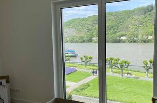 Wohnung mieten in Konrad-Adenauer-Allee 64, 56626 Andernach, Moderne Wohnung mit direktem Rheinblick