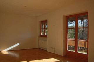 Wohnung mieten in Schaftlacherstr. 11, 83703 Gmund, Lichtdurchflutete 2 Zi-Wohnung mit großzügigem Balkon und Gartennutzung mit eigener Terrasse