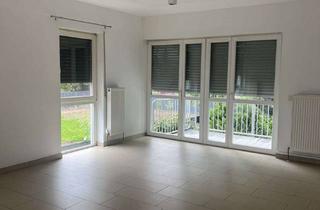 Wohnung mieten in 66740 Saarlouis, Großzügiges Wohnerlebnis im Herzen von Saarlouis - Moderne 5-Zimmer-Wohnung mit Balkon und hochwerti
