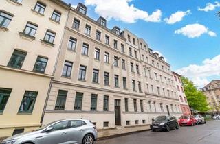 Wohnung kaufen in 04318 Leipzig, INVESTITION MIT ALTBAUFLAIR | Vermietete 3-Raum-Wohnung mit West-Balkon und Tageslichtbad