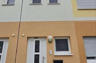Reihenhaus kaufen in 91325 Adelsdorf, Reihenhaus