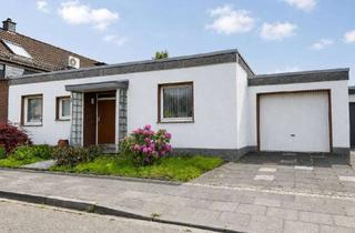 Haus kaufen in 51377 Steinbüchel, NEU: Sanierungsbedürftiger Bungalow als möglicher Altersruhesitz mit Garage