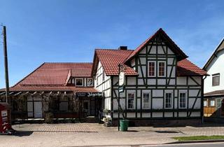Haus kaufen in 99755 Ellrich, Raum für Dein Leben und Business: Große Wohnung, -5- Apartments und über 300m2 Gastronomiefläche
